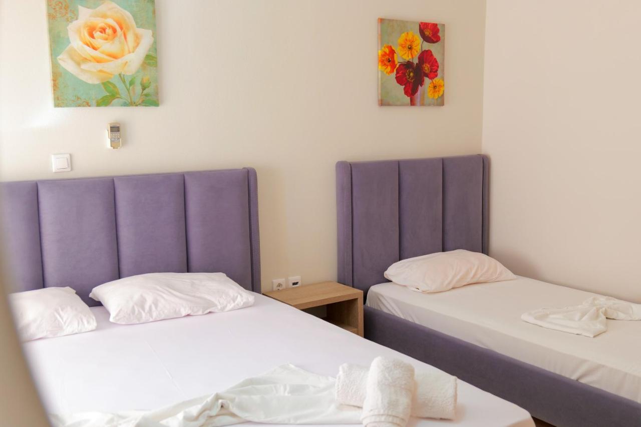 Hotel Driloni Ksamil Esterno foto