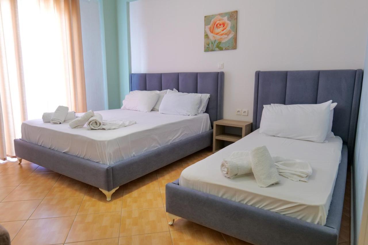 Hotel Driloni Ksamil Esterno foto